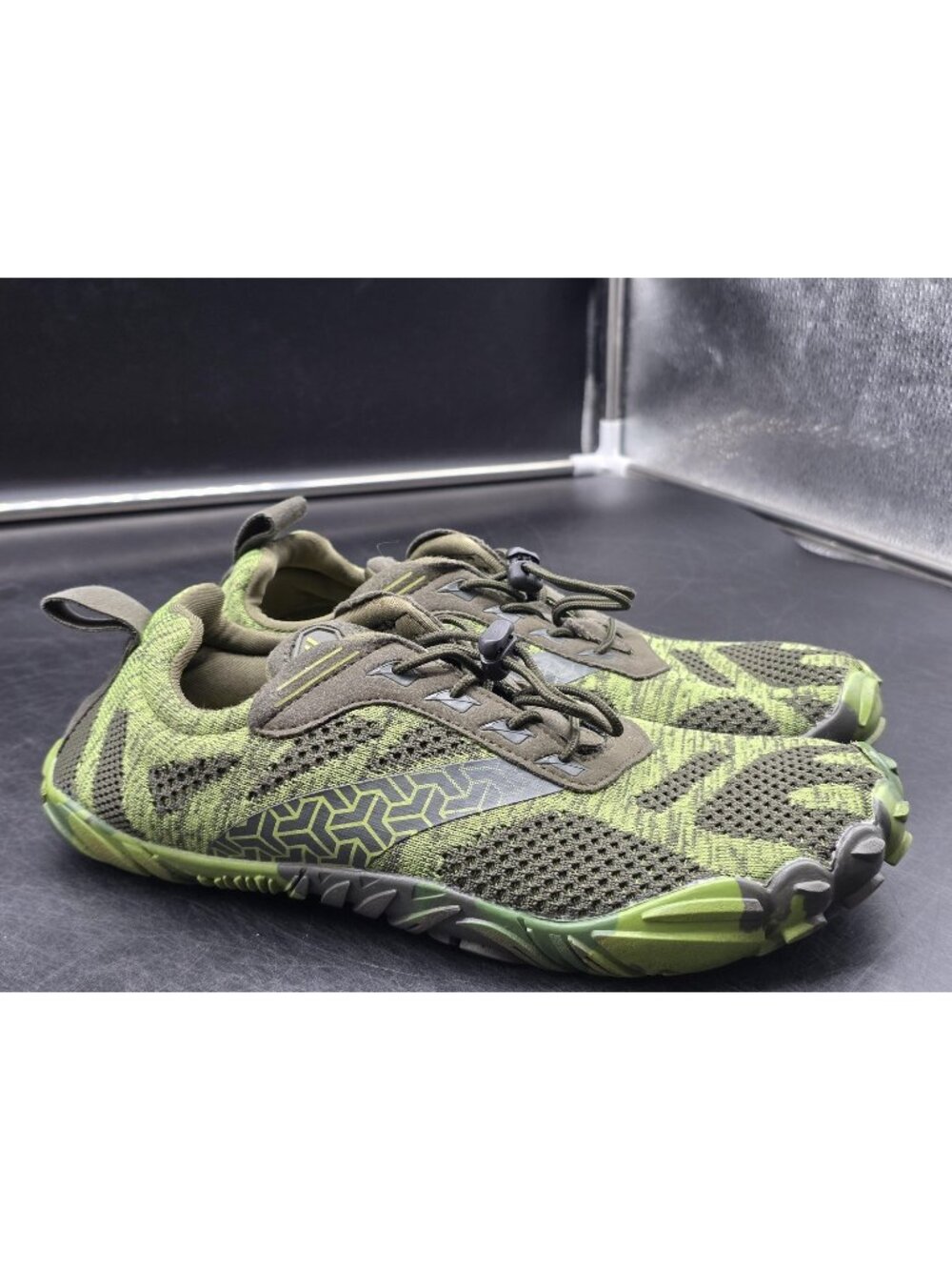WHITIN Water Shoes Mens 7 Minimalist Barefoot Mesh Camo Aqua Athletic Sneakers